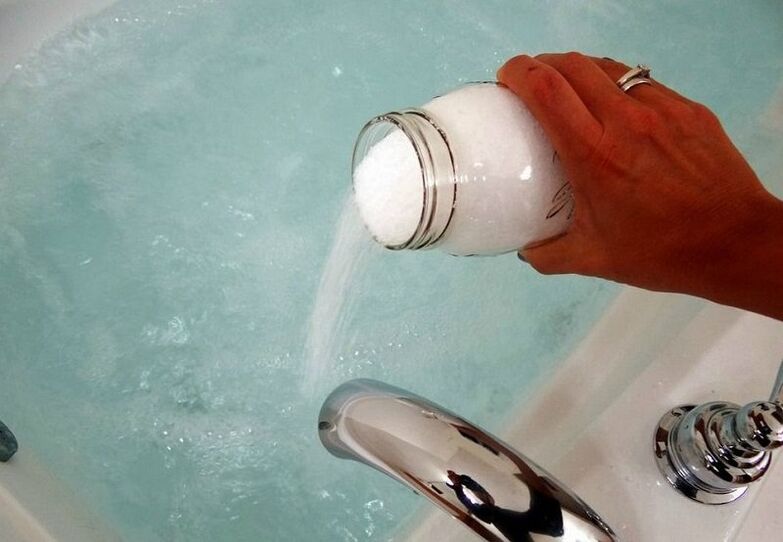 Μπάνιο με σόδα για μεγέθυνση πέους